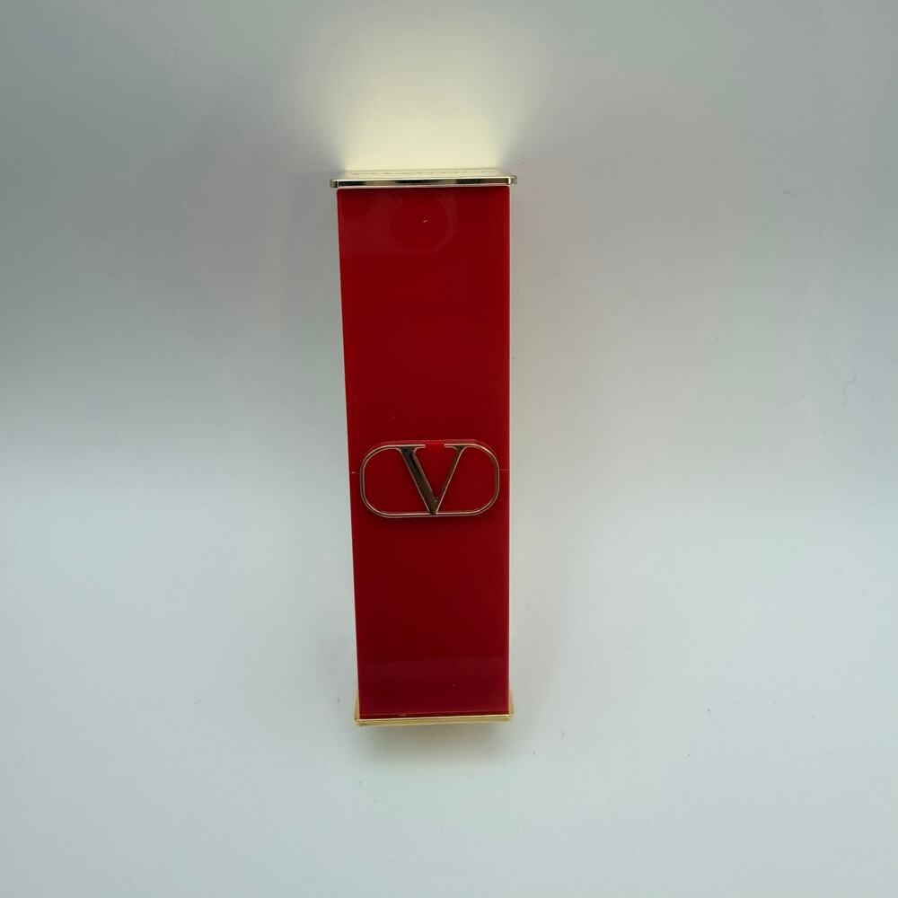 Valentino Rosso Valentino Matte Lipstick 219A Star Studded 3.4g NWOB